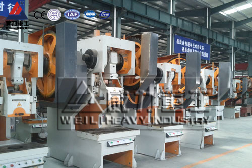 JB21-200噸鋼板沖床_200t沖床