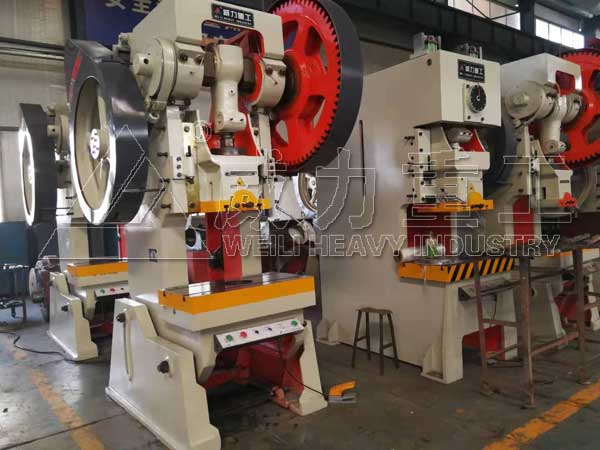 100噸機(jī)械沖床